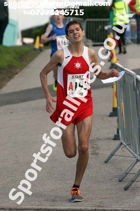 Mens under-17s  Northern 3 Stage Road Relay, SportsCity, Manchester. Photo: David T. Hewitson/Sports for All Pics